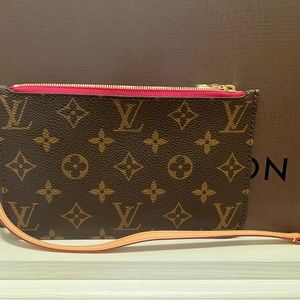 Louis Vuitton Neverfull Pm Pochette with strap